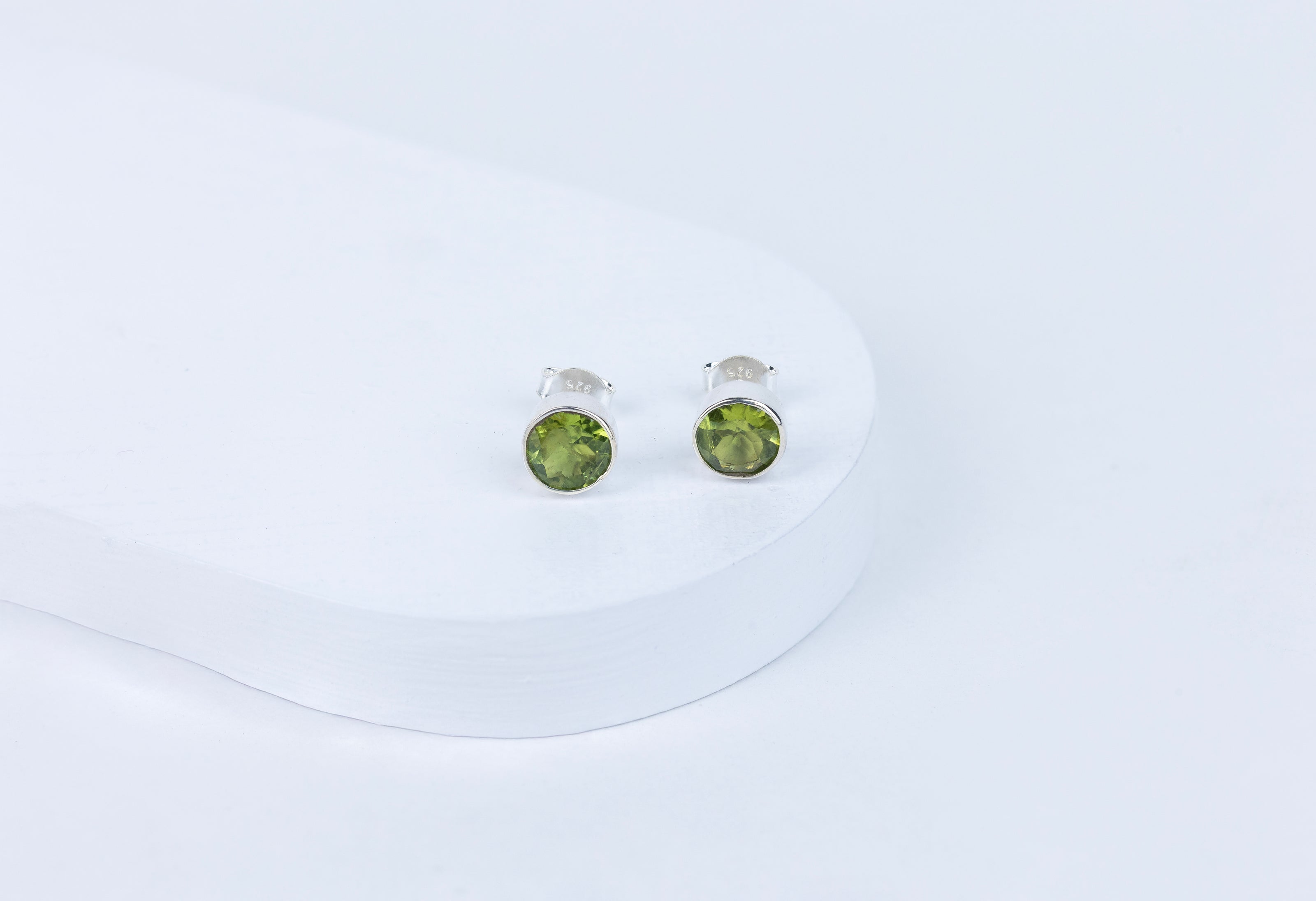 Perivibe Earrings in 92.5 Sterling Silver