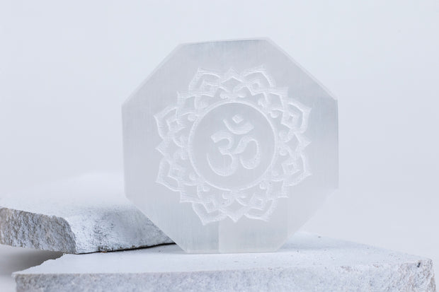Octagon Shaped Selenite Plate