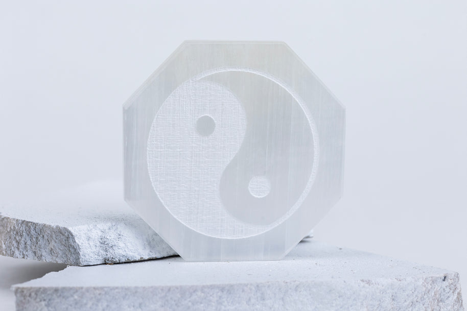 Octagon Shaped Selenite Plate