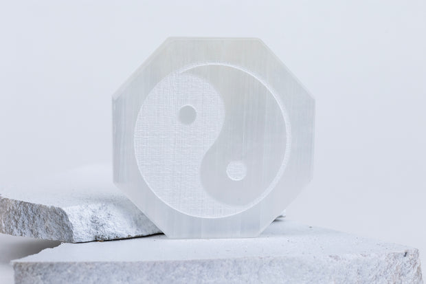 Octagon Shaped Selenite Plate