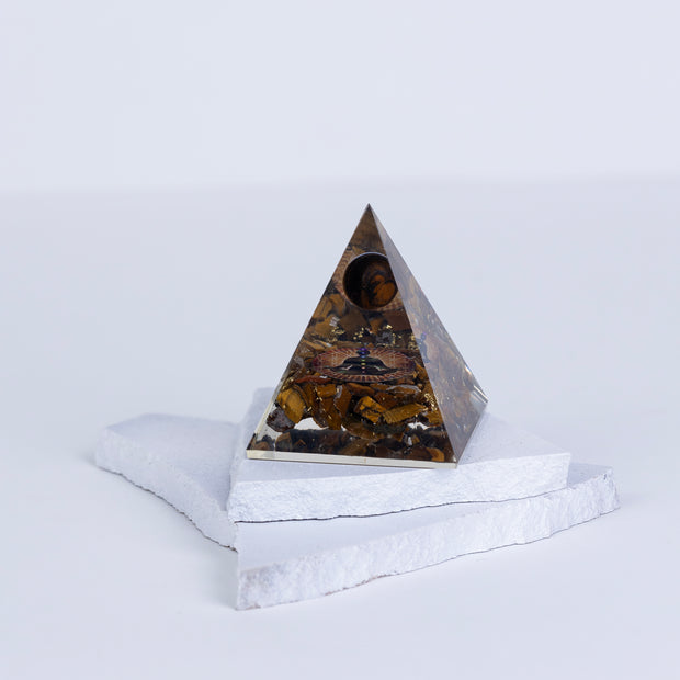 Tiger's Eye pyramid