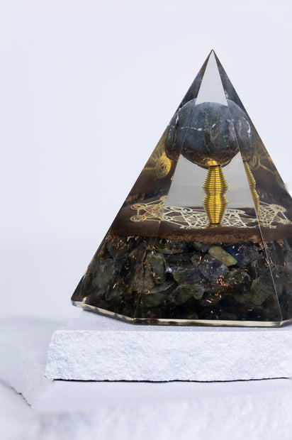 Labradorite pyramid