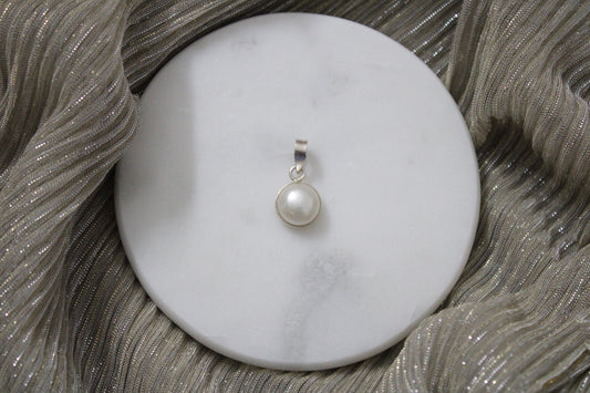 92.5 Sterling Silver Fresh Water Pearl Pendant