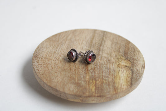 Garnet 92.5 Sterling Silver Round Studs Set