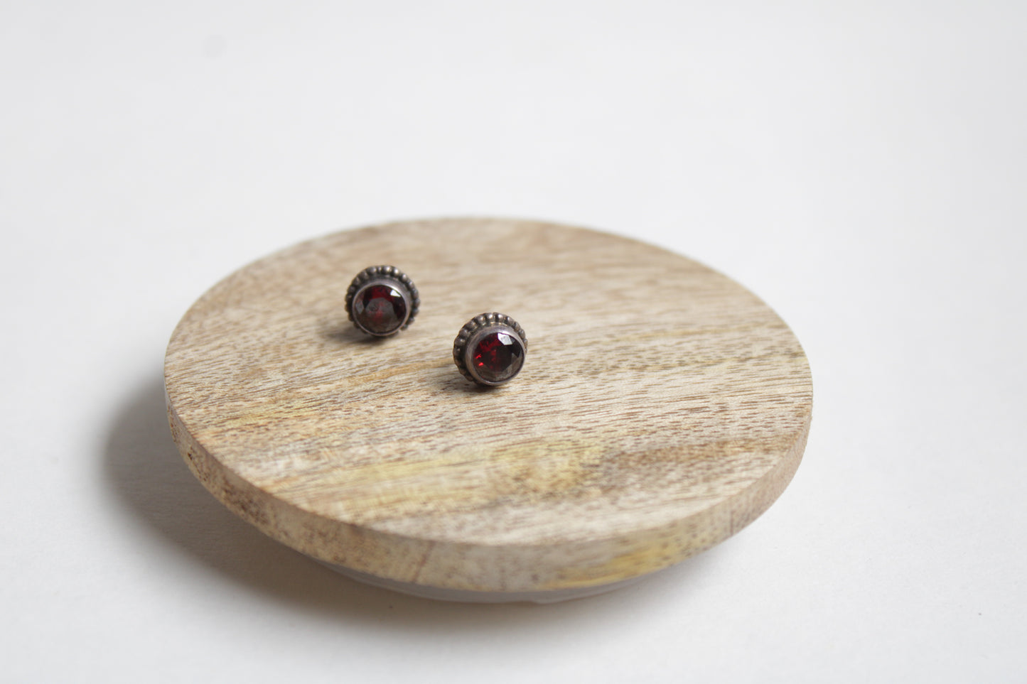 Garnet 92.5 Sterling Silver Round Studs Set