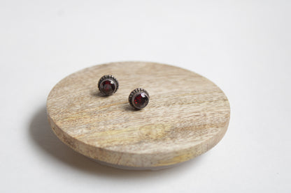Garnet 92.5 Sterling Silver Round Studs Set