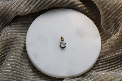 92.5 Sterling Silver Moonstone Pendant