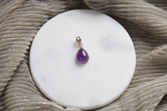 92.5 Sterling Silver Amethyst Drop Pendant
