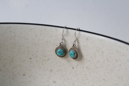 Turquoise 92.5 Sterling Silver Round Drop Set